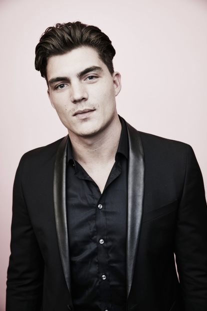 Zane Holtz (1) - Zane Holtz