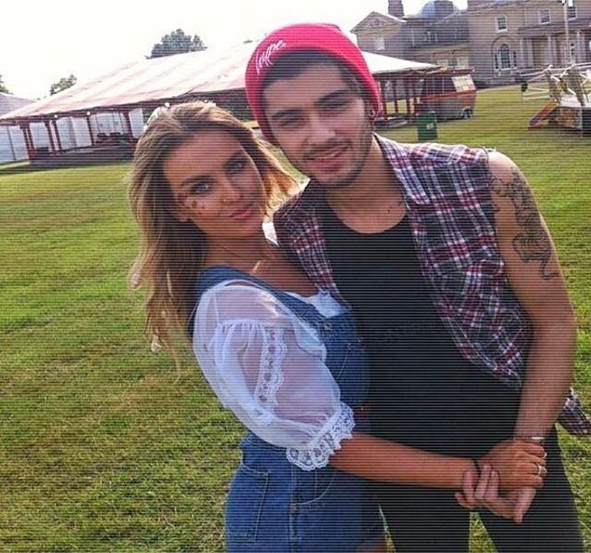 — Același lucru se produce și în cazul buzelor care-i circulă peste zona pieptului ei, luând - 03 Kick senseless my defenses!