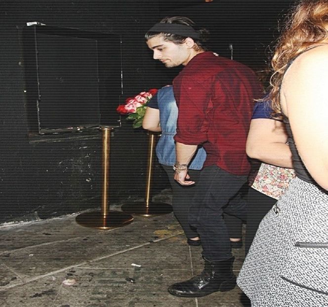 — O situație mai mult decât intimă cu individă cu care, cu mult timp înainte, își jurase o prietenie - 03 Kick senseless my defenses!