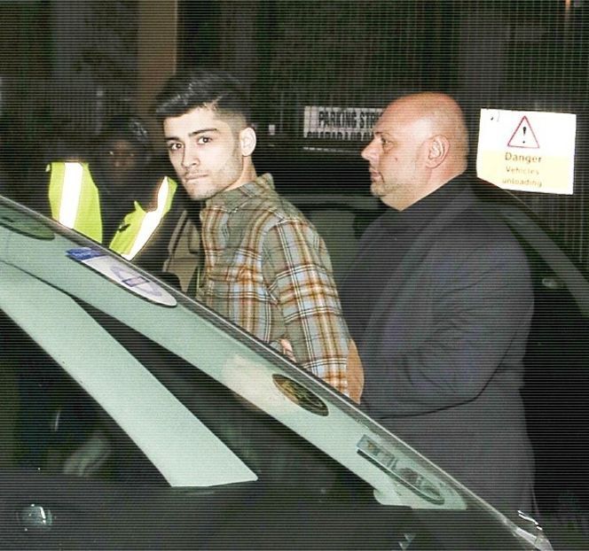 — Ei proprie, un lucru satisfăcător chiar și pentru el. Respectivele se întind pe o perioadă - 03 Kick senseless my defenses!