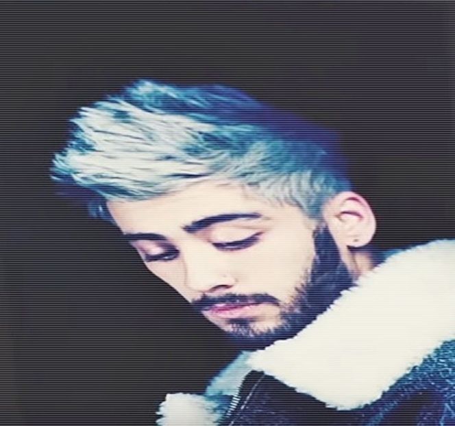 — Pentru viitorul contact. Abia atunci când bazinul și-l împinge în față iar capul pătrunde treptat, - 03 Kick senseless my defenses!