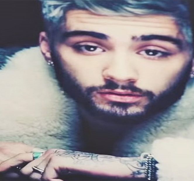 — Instant asupra chipului lui Josephine. “Drăcie,” murmură printre respirațiile eliberate în - 03 Kick senseless my defenses!