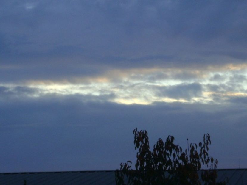 Apus de soare - Luna - Soarele si norii - 2