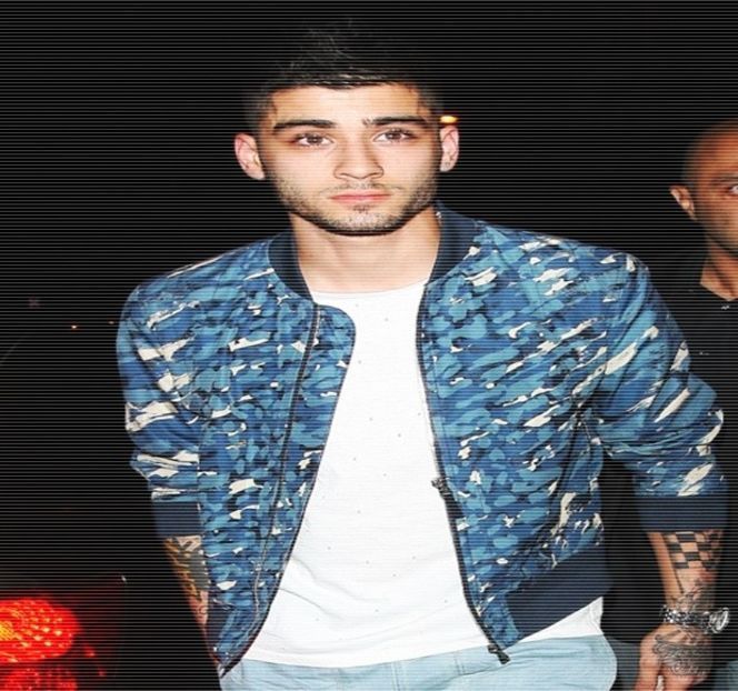 — Întoarcă fiecare cuvânt rostit de el anterior în favoarea proprie. Astfel, maxilarul și-l - 04 Catching stardust in the light