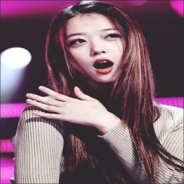 Day 3O - 12.11.2019 - 0x _ In memory of SULLI _ choi jinri