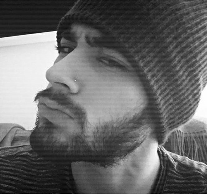 — Pe parcurs ce șatena recurge la respectivele mișcări care finalmente o aduc mult mai - 04 Catching stardust in the light