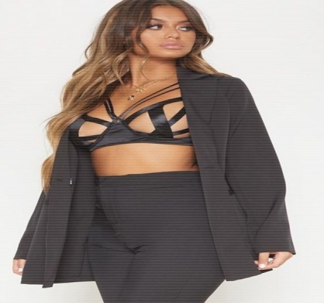 — executarea unui alt fum are loc, completându-și aproape instant ideea: - 04 Catching stardust in the light