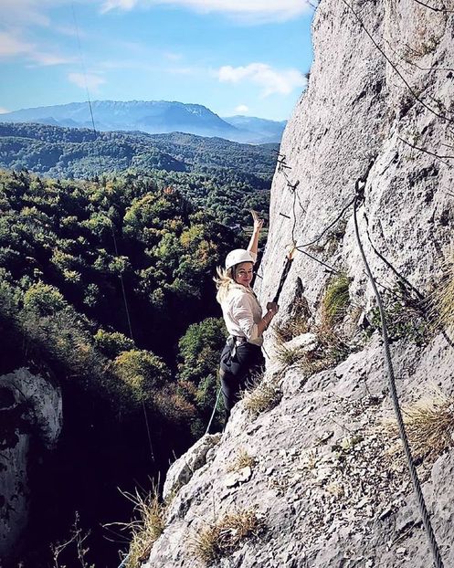 Cronica Carcotasilor - Cronica Carcotasilor Part 2