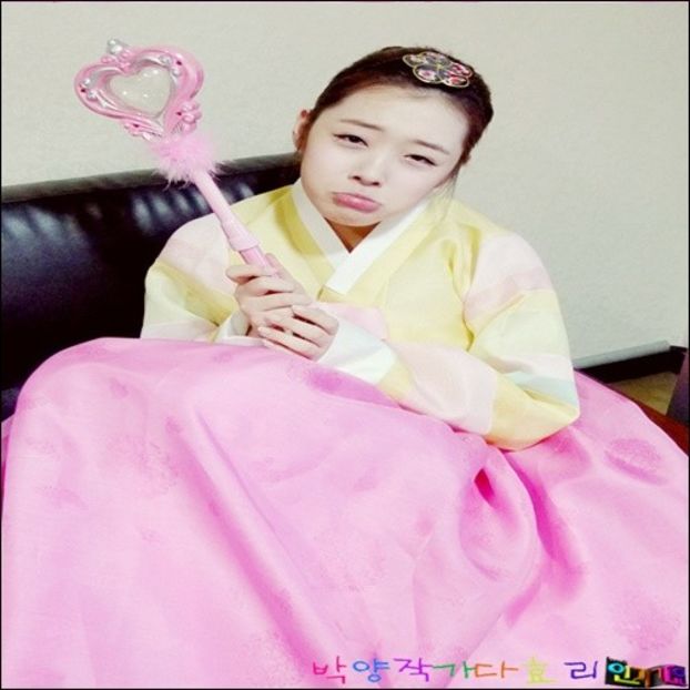 Day 39 - 21.11.2019 - 0x _ In memory of SULLI _ choi jinri