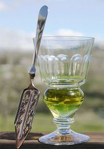Absinthe - MARIETA BADESCU - ex SIRETEANU- sotie legitima pe timp limitat