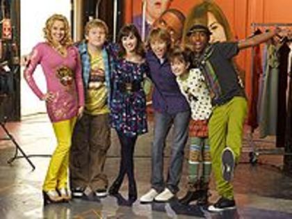 200px-Sonny_With_a_Chance_cast - Disney