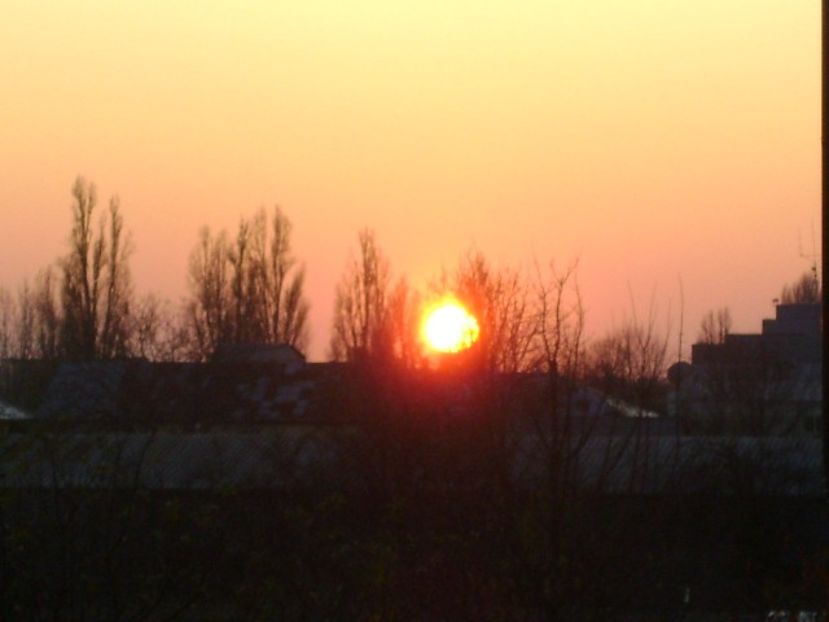 Apus de soare - Luna - Soarele si norii - 2