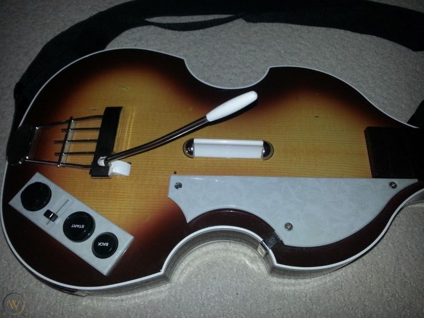 asta e o ghitara violla bass - sintetizata - VIOLINA BASS HOFNER