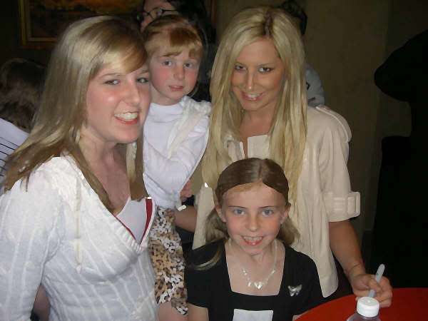 11157211_RXMAZSDHQ - Ashley Tisdale