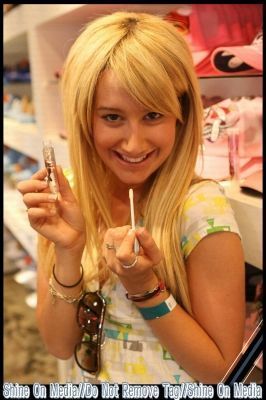 11157237_ZIVCXDXJZ - Ashley Tisdale