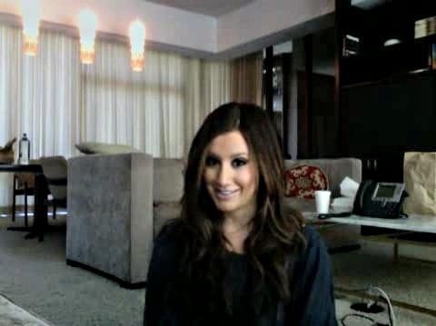 11157286_BOPQGZAHW - Ashley Tisdale