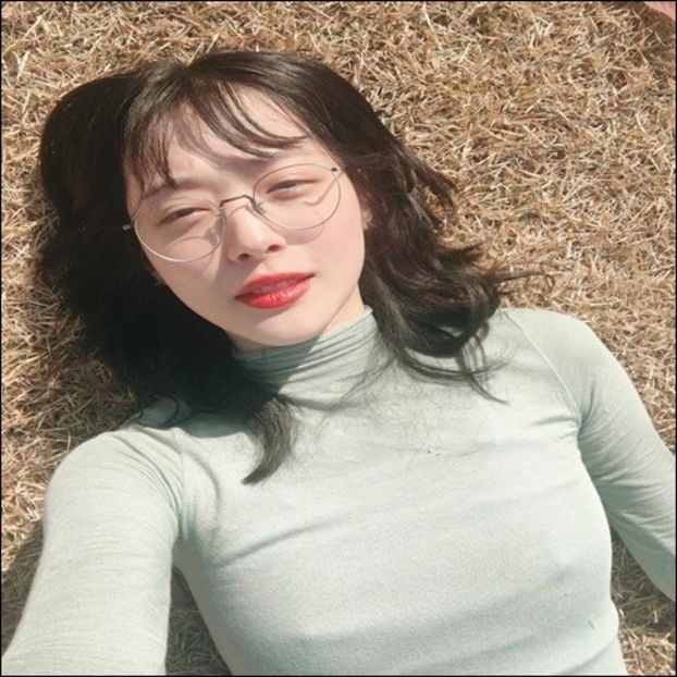 Day 58 - 11.12.2019 - 0x _ In memory of SULLI _ choi jinri