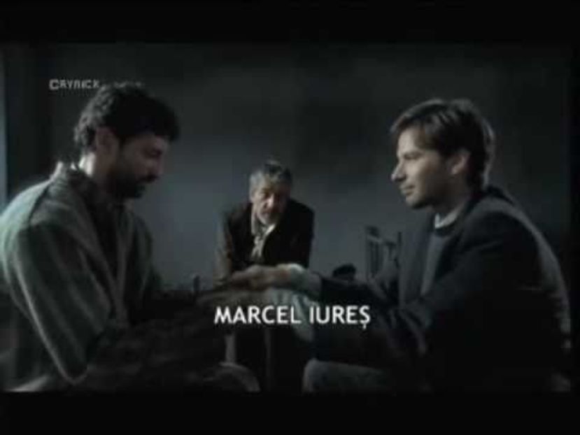 Manusi Rosii - Manusi Rosii 2011