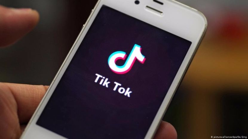  - CINE ARE CONT PE TIKTOK