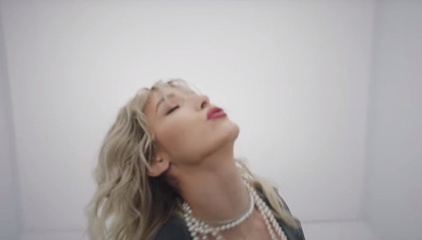 bandicam 2019-12-15 17-16-42-365 - 3 luni