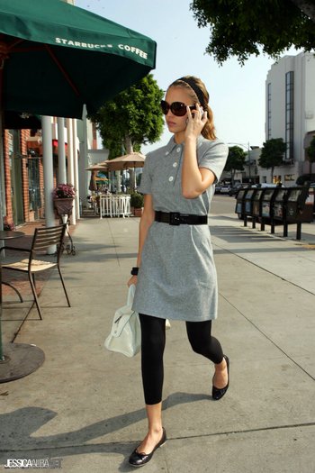04zxca - jessica alba candids