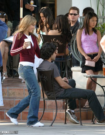 008dwweq - jessica alba candids