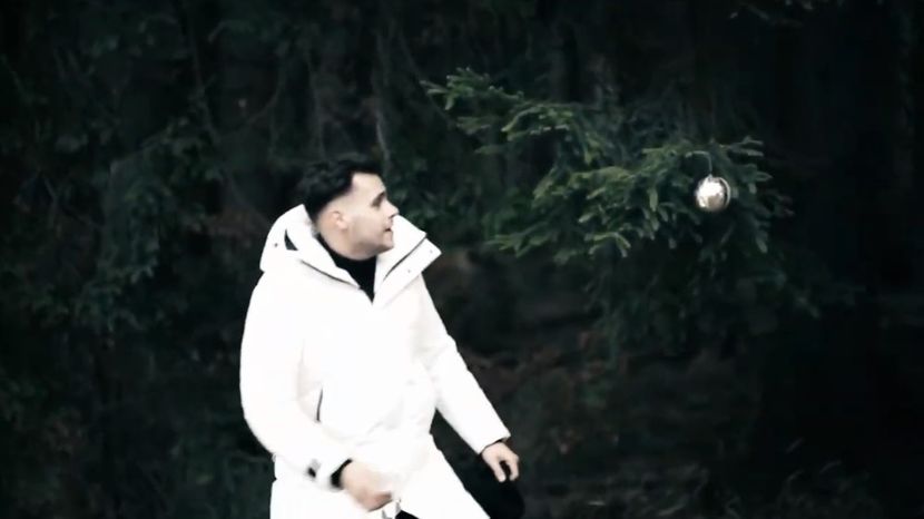 bandicam 2019-12-16 19-03-43-478 - Un an mai bun