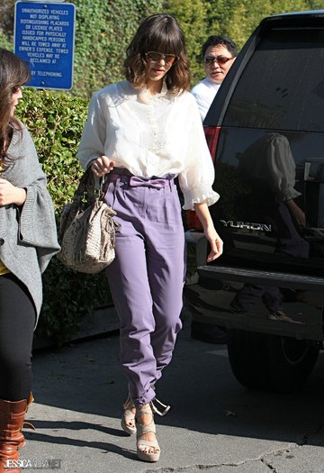 009fsddf - jessica alba candids