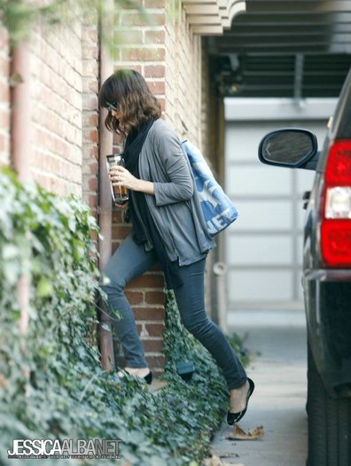 026dfsd - jessica alba candids