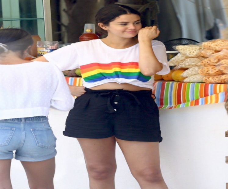 — "Nu am negat niciodată că aș fi chiar eu un monstru, doar că nu mă așteptam să fie - S01XE01 - always will be together