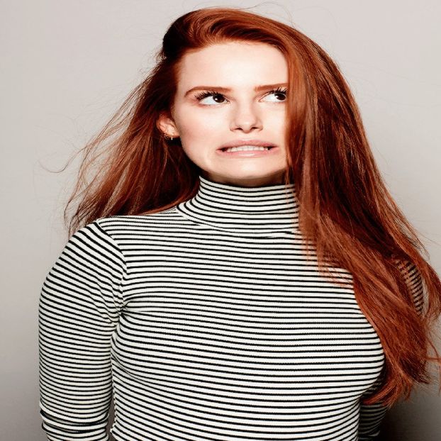 ☾ -... ma lăsat pentru prietena mea cea mai bună. Dau negativ din cap de câteva ori parca in continu - S01XE01 - always will be together