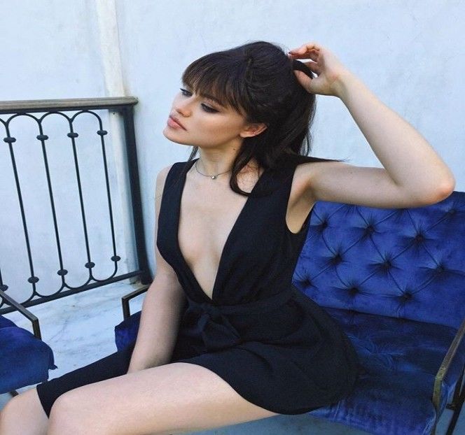 — ceea ce simți?,, - S01XE01 - always will be together