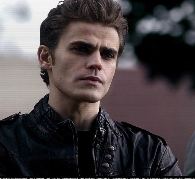 — Urcasem în camera lui Iris să o calmez în legătură cu problema pe care o avusese - S01XE01 - always will be together