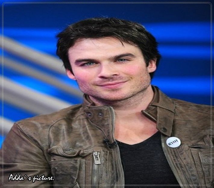 》gurii și se apropie de ea. "Ai uitat să te schimbi de pijama?" - S01XE01 - always will be together