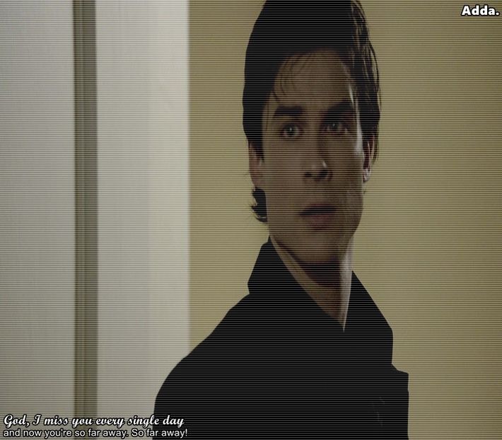 》#Clipește des când vede că o sperie. "Ei, haide, așa urât sunt de te sperii de mine, dragă? + - S01XE01 - always will be together