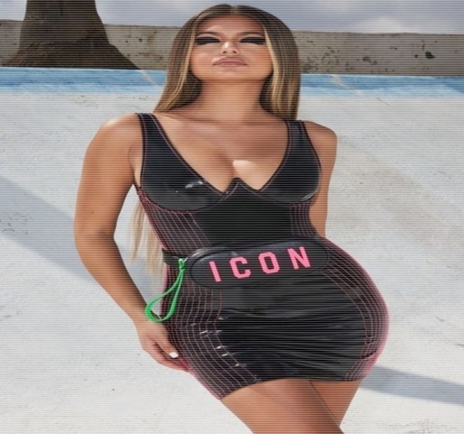 — respectiv accentuate. În tot acest timp, păstrează contactul vizual cu - 04 Catching stardust in the light