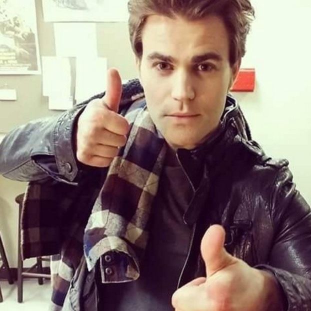 *ia o papusa tare si ii da cu ea in cap Ralucai pe neasteptate*La multi ani viatameaaa - episodul 65