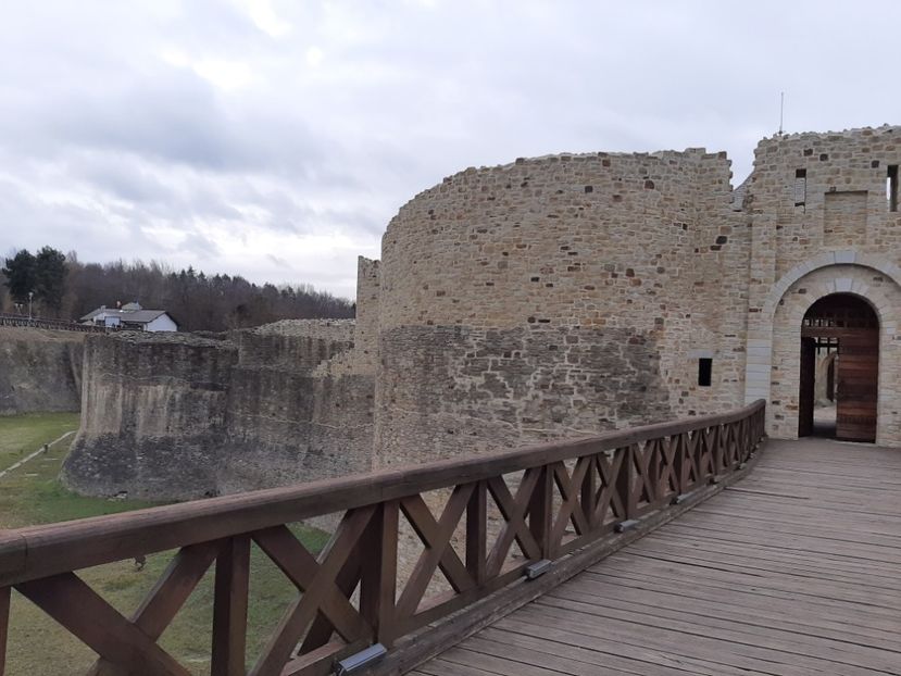  - Cetatea de scaun a Sucevei