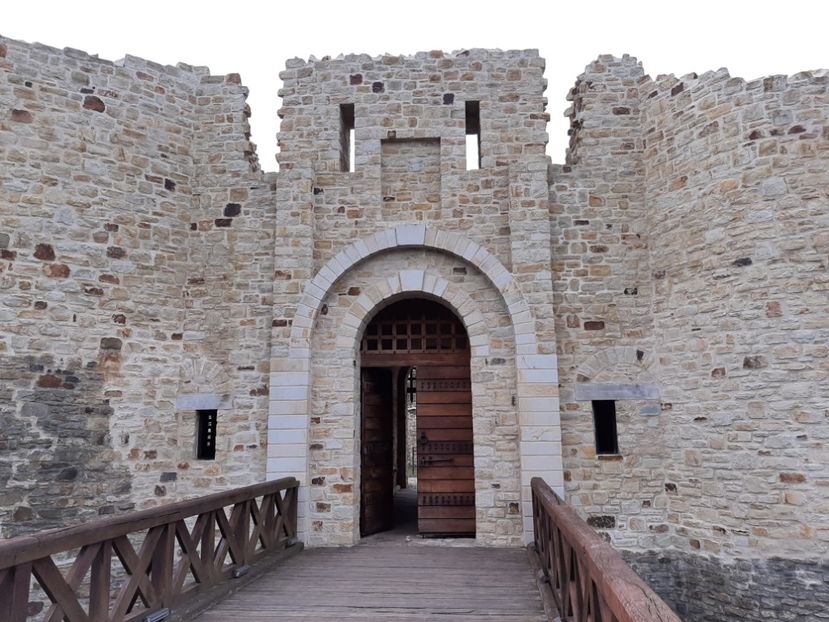  - Cetatea de scaun a Sucevei