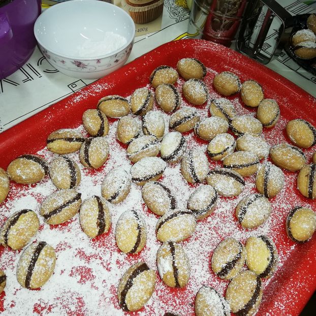  - 0- aaa - Prea ca la țară!