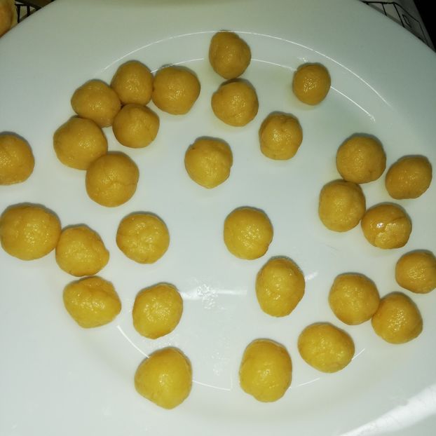  - 0- aaa - Prea ca la țară!