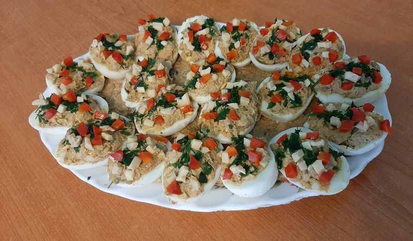 Ouă umplute cu pateu de gâscă. - Culinar 4