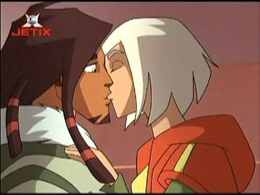 XKJTFWXCYMLRUDBWWWL - Galactik Football