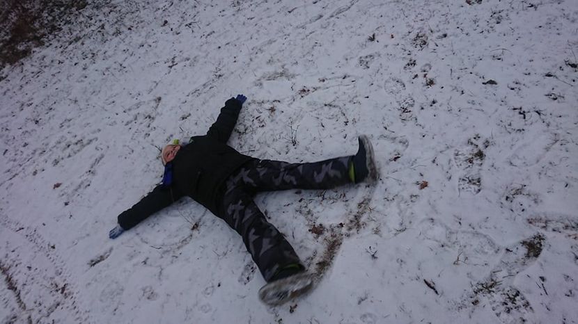  - 2020 Plimbare pe deal și prin padure