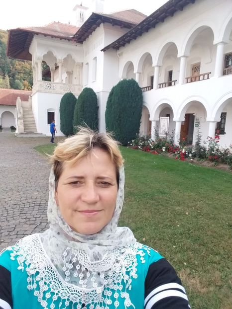  - Manastiri