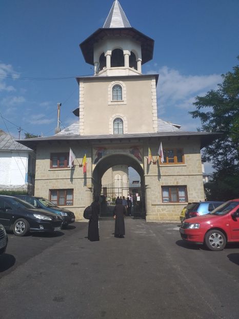  - Manastiri