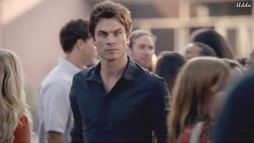 - *o priveste si schimba subiectul* Sa ma dea in gat, atata ii trebuie, pot sa fug oriunde-mi - xo - Episode 06