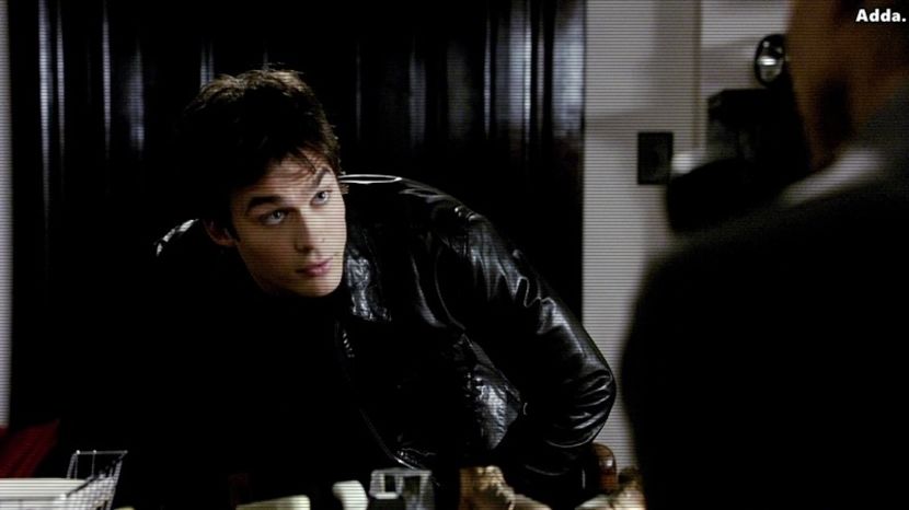 - Nimic special, doar joc cu propriile lui arme. *ranjeste si se ridica* Ma duc sa fac o baie. *o ia - xo - Episode 06