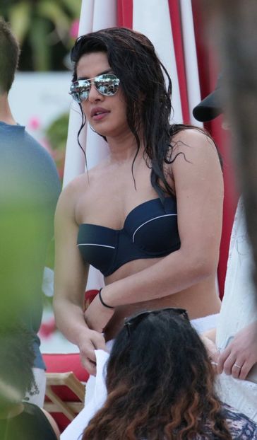 *iese din piscina*Ay Fernandito *da sa il sarute* - episodul 66