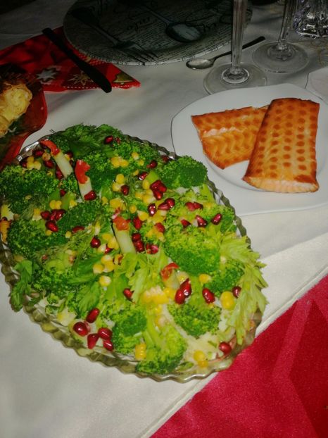 Salata festiva de cartofi și broccoli - Prăjituri de casa și câte preparate